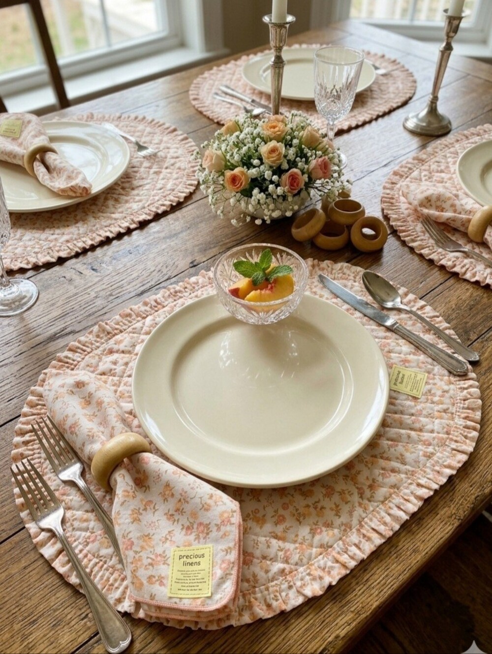Vintage Precious Linens 12-Piece Set Placemats, Napkins, Napkin Rings